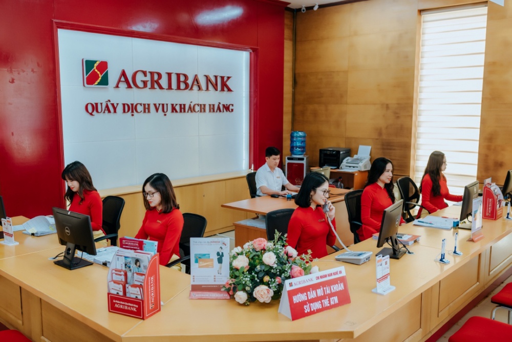Chuẩn bị cổ phần hóa Agribank và tìm kiếm nhà đầu tư cơ cấu lại SCB Chuẩn bị cổ phần hóa Agribank và tìm kiếm nhà đầu tư cơ cấu lại SCB