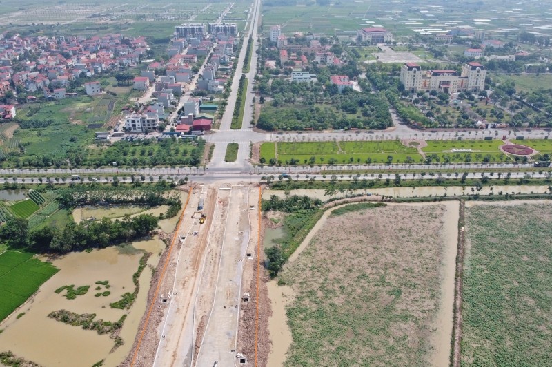 Tin bất động sản ngày 11/10: Nguồn cung nhà phố thương mại, biệt thự tại TP HCM thiếu trầm trọng