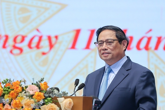 Chính phủ cam kết luôn sát cánh, chia sẻ để xây dựng, phát triển đội ngũ doanh nhân hùng mạnh và đoàn kết