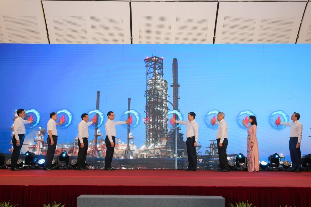 Cuộc thi Ảnh “Petrovietnam trong tôi” chính thức nhận tác phẩm dự thi Cuộc thi Ảnh “Petrovietnam trong tôi” chính thức nhận tác phẩm dự thi