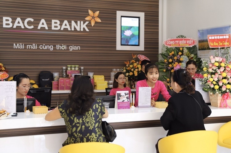 Tin ngân hàng ngày 14/10: Vay vốn kinh doanh bất động sản tăng mạnh Tin ngân hàng ngày 14/10: Vay vốn kinh doanh bất động sản tăng mạnh
