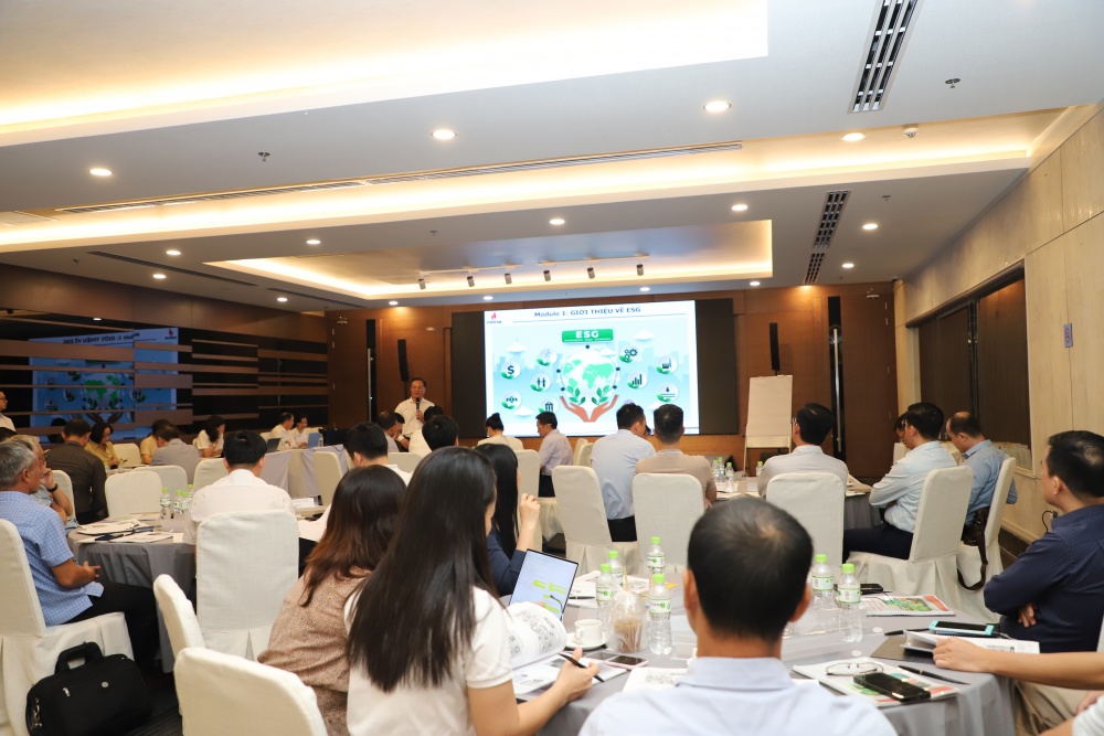 Petrovietnam tổ chức khóa đào tạo thứ hai về ESG cho CBCNV