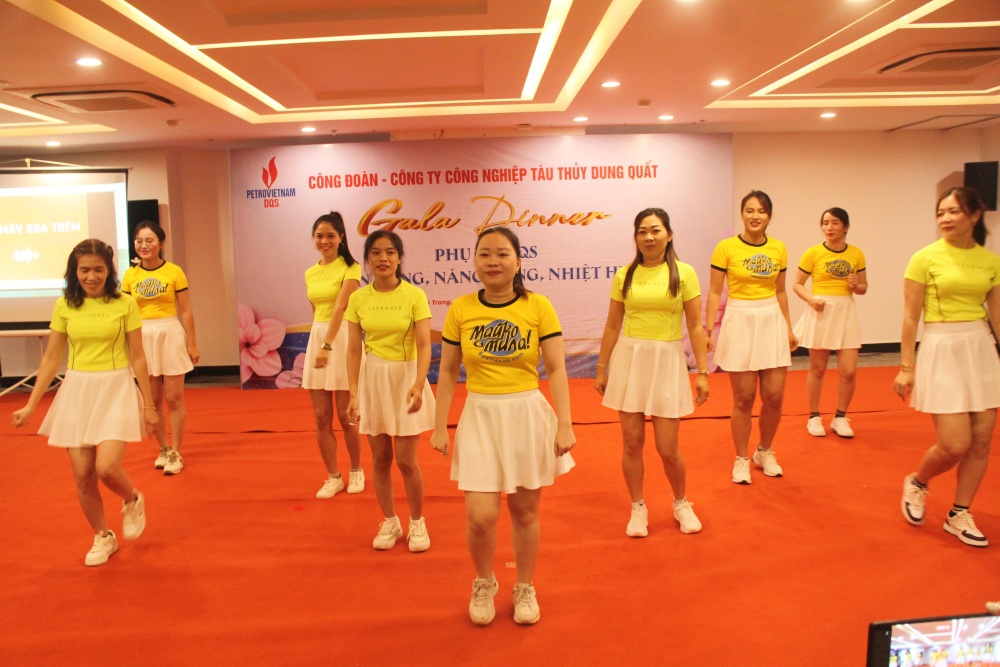 Các tiết mục của nữ CBCNV DQS