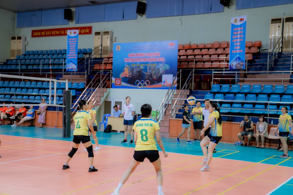 Khai mạc Giải Bóng chuyền Vietsovpetro năm 2023