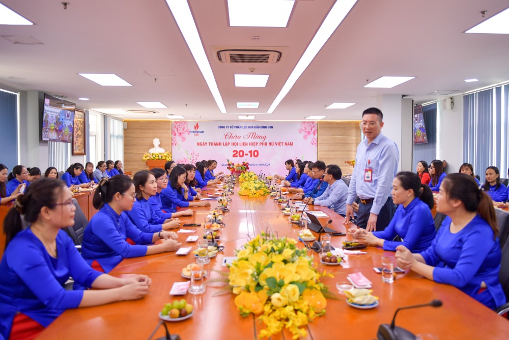 BSR gặp mặt chúc mừng nữ CBCNV nhân ngày thành lập Hội Liên hiệp Phụ nữ Việt Nam 20/10 BSR gặp mặt chúc mừng nữ CBCNV nhân ngày thành lập Hội Liên hiệp Phụ nữ Việt Nam 20/10