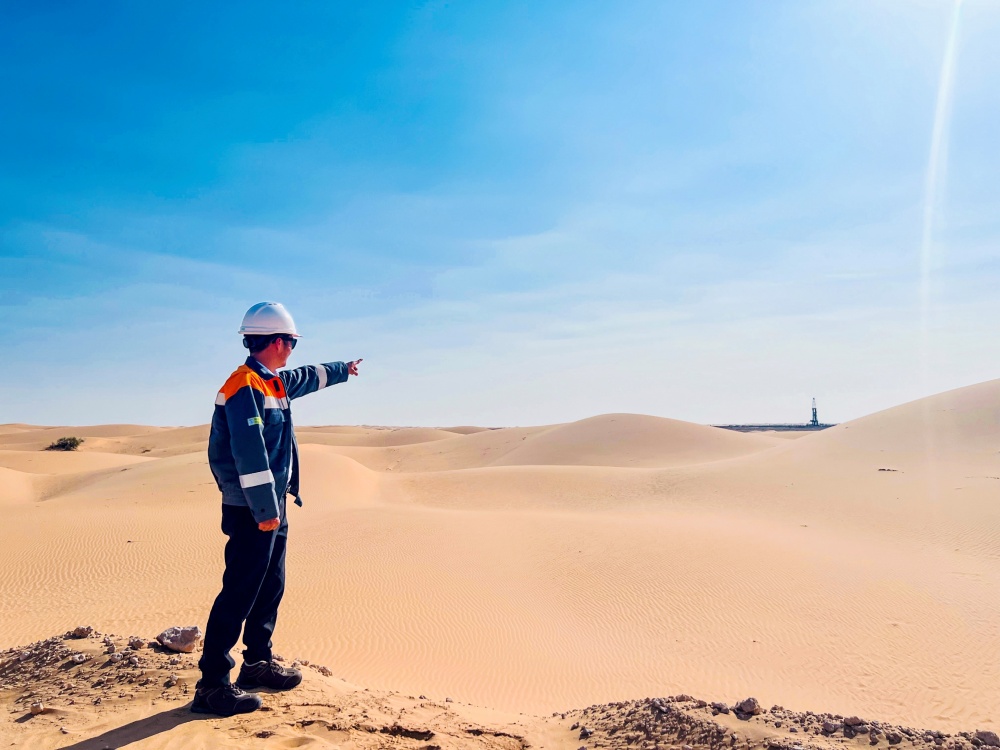 Tác phẩm dự thi "Petrovietnam trong tôi": Tác giả Trần Hoài Dũng (GBRS) Tác phẩm dự thi "Petrovietnam trong tôi": Tác giả Trần Hoài Dũng (GBRS)