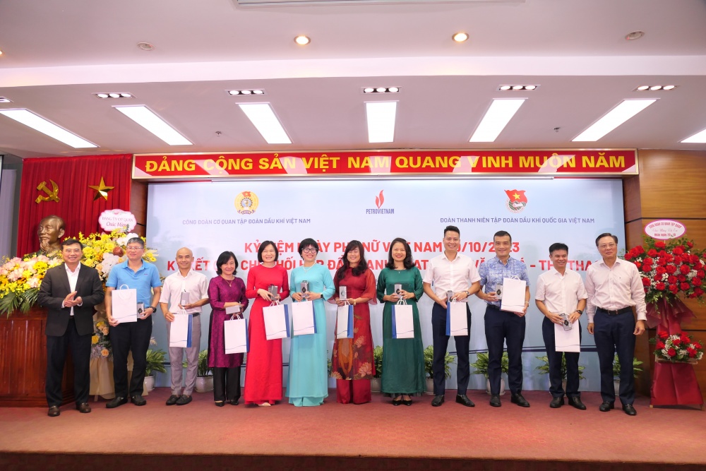 Bùi Minh Tiến – Thành viên HĐTV Tập đoàn Dầu khí Việt Nam Bùi Minh Tiến – Thành viên HĐTV Tập đoàn Dầu khí Việt Nam