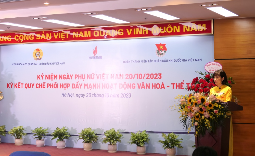 Petrovietnam tổ chức gặp mặt nữ cán bộ, nhân viên Cơ quan Tập đoàn nhân Ngày Phụ nữ Việt Nam 20/10 Petrovietnam tổ chức gặp mặt nữ cán bộ, nhân viên Cơ quan Tập đoàn nhân Ngày Phụ nữ Việt Nam 20/10