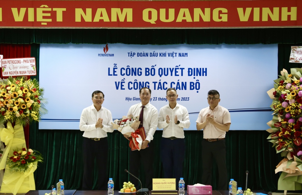 Petrovietnam công bố các quyết định bổ nhiệm lãnh đạo Ban QLDA Điện lực Dầu khí Sông Hậu 1 và Long Phú 1