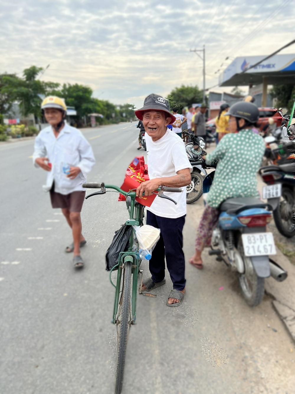 Tác phẩm dự thi Tác phẩm dự thi