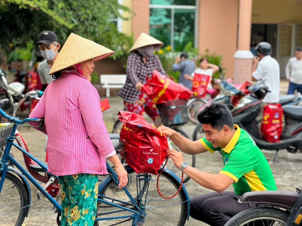 Tác phẩm dự thi Tác phẩm dự thi