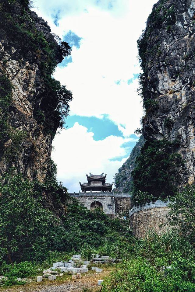 Chùa Am Tiên ngàn năm tuổi Chùa Am Tiên ngàn năm tuổi