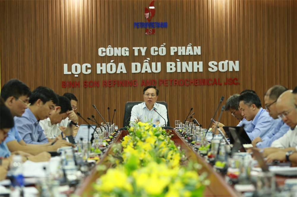 Đoàn giám sát của HĐTV Tập đoàn Dầu khí Việt Nam làm việc tại BSR Đoàn giám sát của HĐTV Tập đoàn Dầu khí Việt Nam làm việc tại BSR