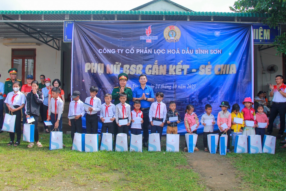 Phụ nữ BSR: Hành trình về nguồn gắn kết - sẻ về  với vùng đất Ba Tơ anh hùng