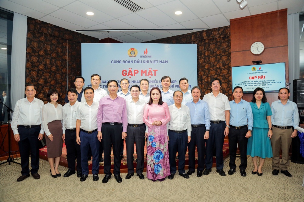 Gặp mặt, tổng kết công tác tổ chức Đại hội Công đoàn Dầu khí Việt Nam lần thứ VII, nhiệm kỳ 2023-2028 Gặp mặt, tổng kết công tác tổ chức Đại hội Công đoàn Dầu khí Việt Nam lần thứ VII, nhiệm kỳ 2023-2028