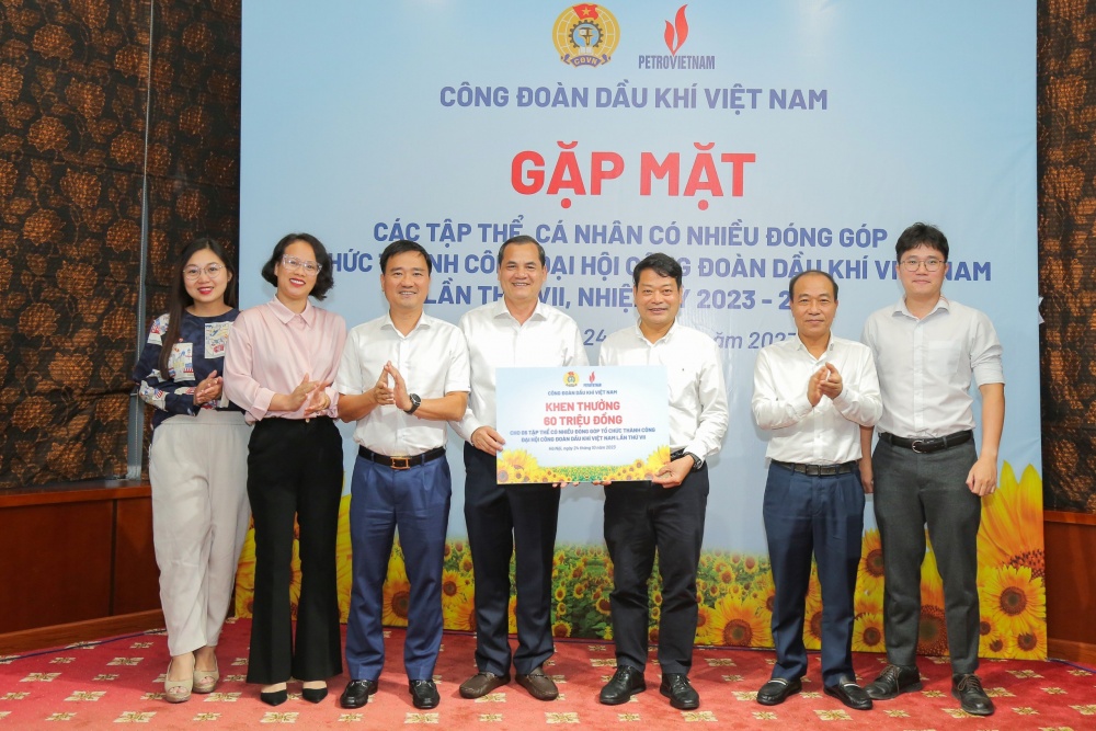 Gặp mặt, tổng kết công tác tổ chức Đại hội Công đoàn Dầu khí Việt Nam lần thứ VII, nhiệm kỳ 2023-2028 Gặp mặt, tổng kết công tác tổ chức Đại hội Công đoàn Dầu khí Việt Nam lần thứ VII, nhiệm kỳ 2023-2028