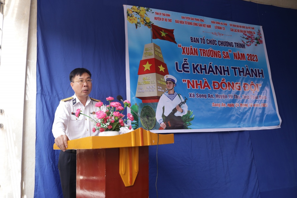 CLB Dầu khí Trường Sa bàn giao Nhà đồng đội trong Chương trình Xuân Trường Sa năm 2023 CLB Dầu khí Trường Sa bàn giao Nhà đồng đội trong Chương trình Xuân Trường Sa năm 2023