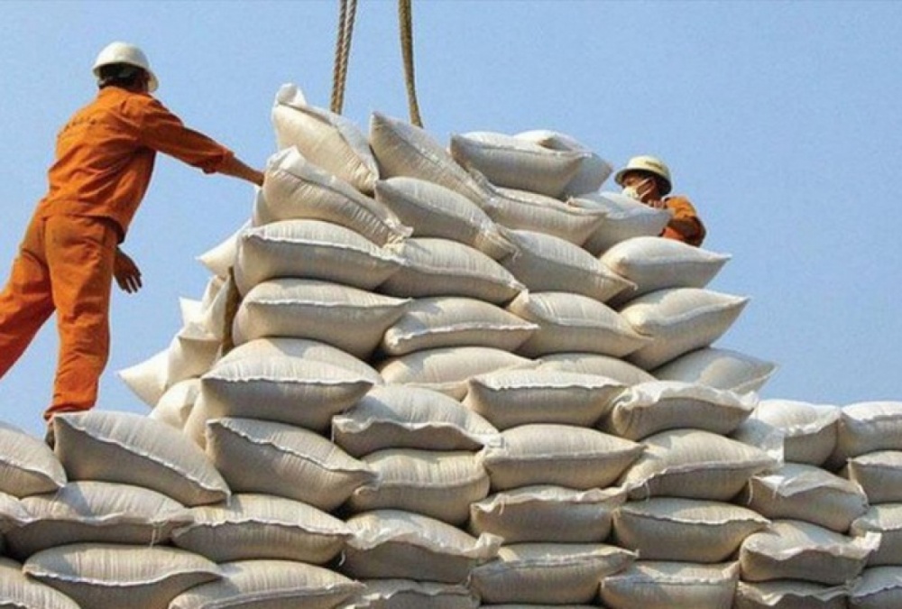 Tin tức kinh tế ngày 25/10: Kim ngạch xuất khẩu gạo lập đỉnh mới