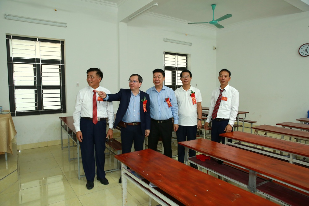 BSR khánh thành công trình ASXH: “Đầu tư cho giáo dục không bao giờ đủ” BSR khánh thành công trình ASXH: “Đầu tư cho giáo dục không bao giờ đủ”