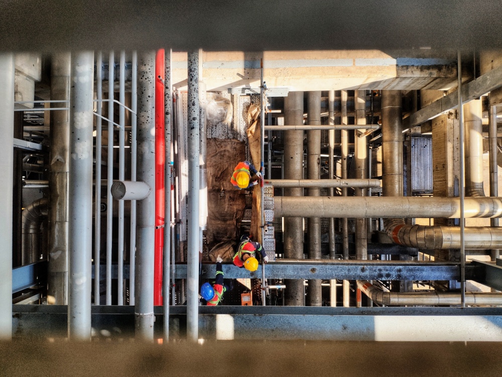 Tác phẩm dự thi "Petrovietnam trong tôi": Bộ ảnh "BSR Turnaround 4 qua góc ảnh smartphone", tác giả Nguyễn Tiến Lâm (BSR)
