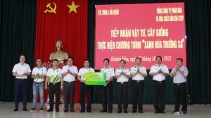 PVFCCo bàn giao vật tư và 100.000 cây xanh góp phần 