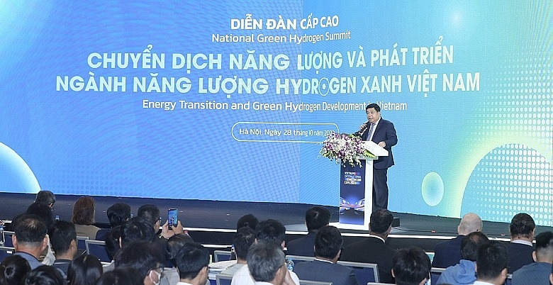 Bộ trưởng Bộ Kế hoạch Đầu tư Nguyễn Chí Dũng phát biểu tại Diễn đàn Bộ trưởng Bộ Kế hoạch Đầu tư Nguyễn Chí Dũng phát biểu tại Diễn đàn