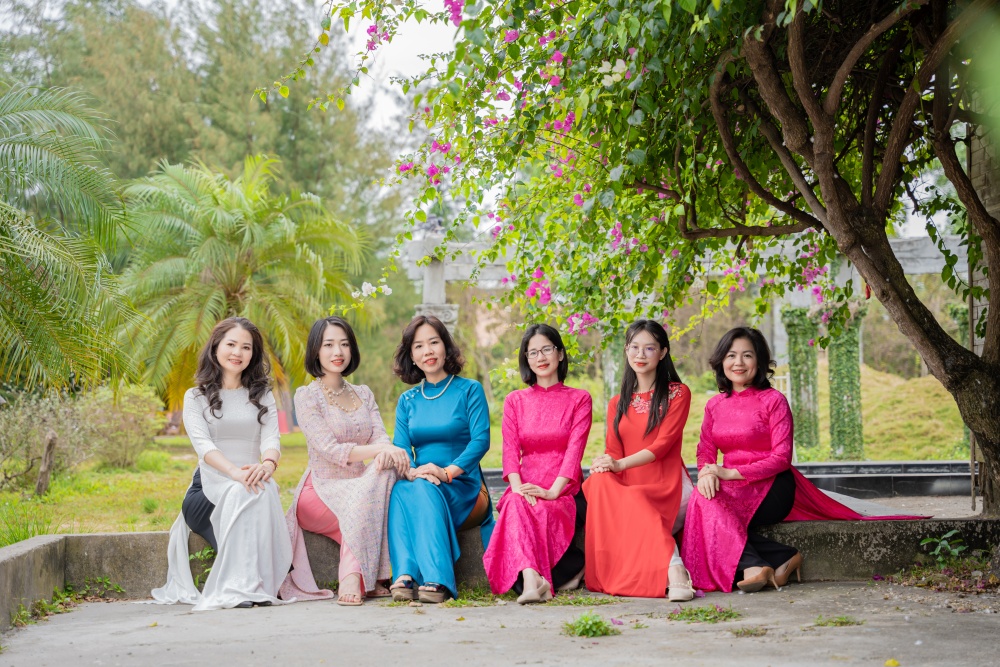 16-DTHN-AD-0003: Sẻ chia. 16-DTHN-AD-0003: Sẻ chia.