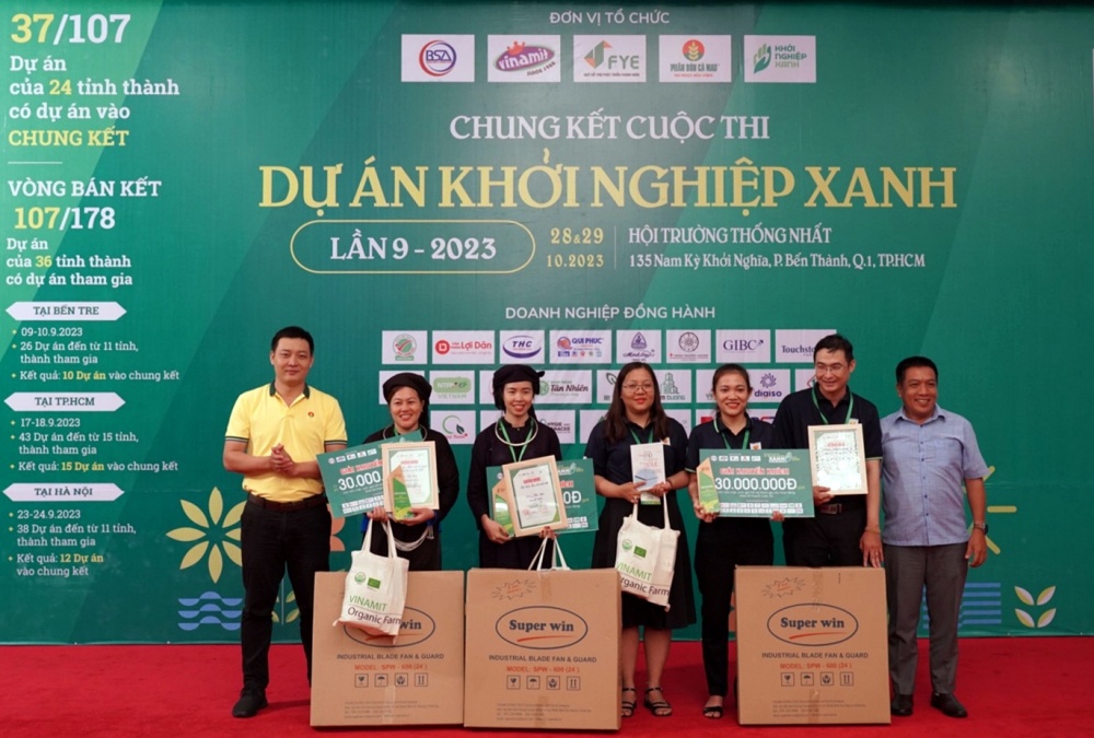 Phân bón Cà Mau tiếp sức cuộc thi “Dự án Khởi nghiệp xanh” Phân bón Cà Mau tiếp sức cuộc thi “Dự án Khởi nghiệp xanh”