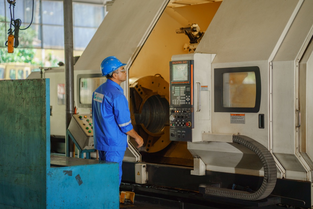 18-NCH-AB-0008-02: Ren, gia công, sửa chữa, phục hồi và kiểm tra, kiểm định các loại cần khoan ống chống. 18-NCH-AB-0008-02: Ren, gia công, sửa chữa, phục hồi và kiểm tra, kiểm định các loại cần khoan ống chống.