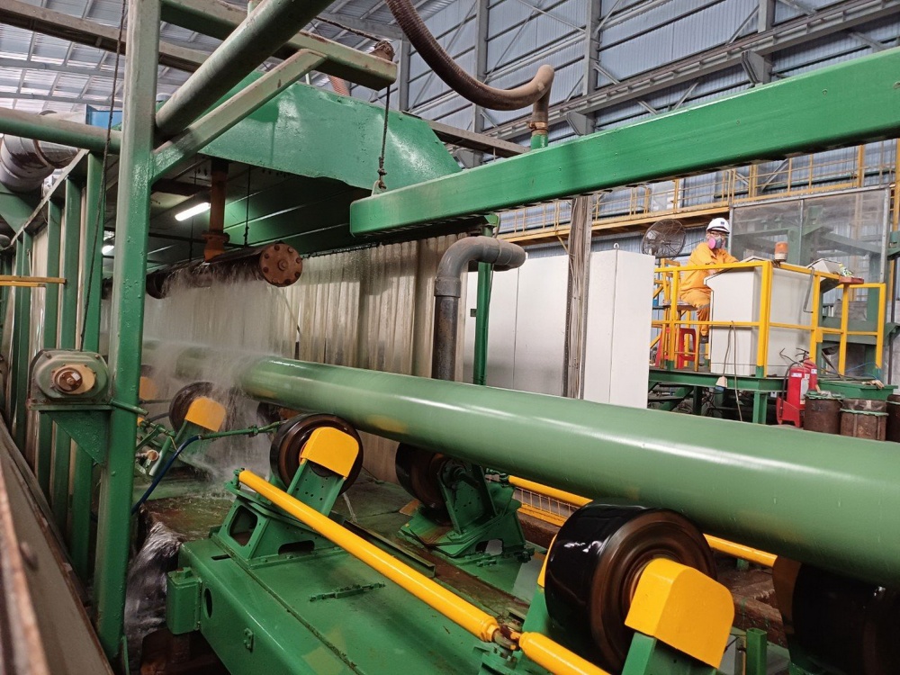 H3. Những sản phẩm bọc chống ăn mòn FPE đầu tiên được sản xuất ngay sau Buổi lễ phát động thi đua H3. Những sản phẩm bọc chống ăn mòn FPE đầu tiên được sản xuất ngay sau Buổi lễ phát động thi đua