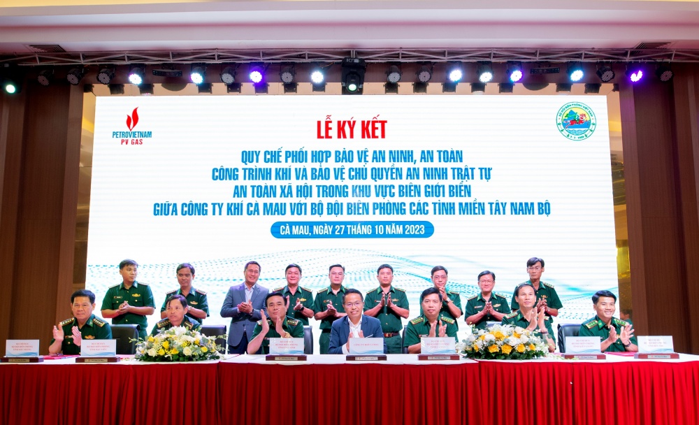 Giám đốc KCM và Lãnh đạo Bộ Chỉ huy BĐBP 6 tỉnh Tây Nam Bộ đã ký kết Quy chế phối hợp bảo vệ an ninh, an toàn đường ống dẫn khí PM3-Cà Mau trong 5 năm 2023 – 2028 Giám đốc KCM và Lãnh đạo Bộ Chỉ huy BĐBP 6 tỉnh Tây Nam Bộ đã ký kết Quy chế phối hợp bảo vệ an ninh, an toàn đường ống dẫn khí PM3-Cà Mau trong 5 năm 2023 – 2028