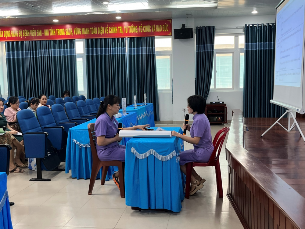 Nhân rộng Phần mềm dinh dưỡng cho bà mẹ và trẻ em đến tỉnh Quảng Ngãi