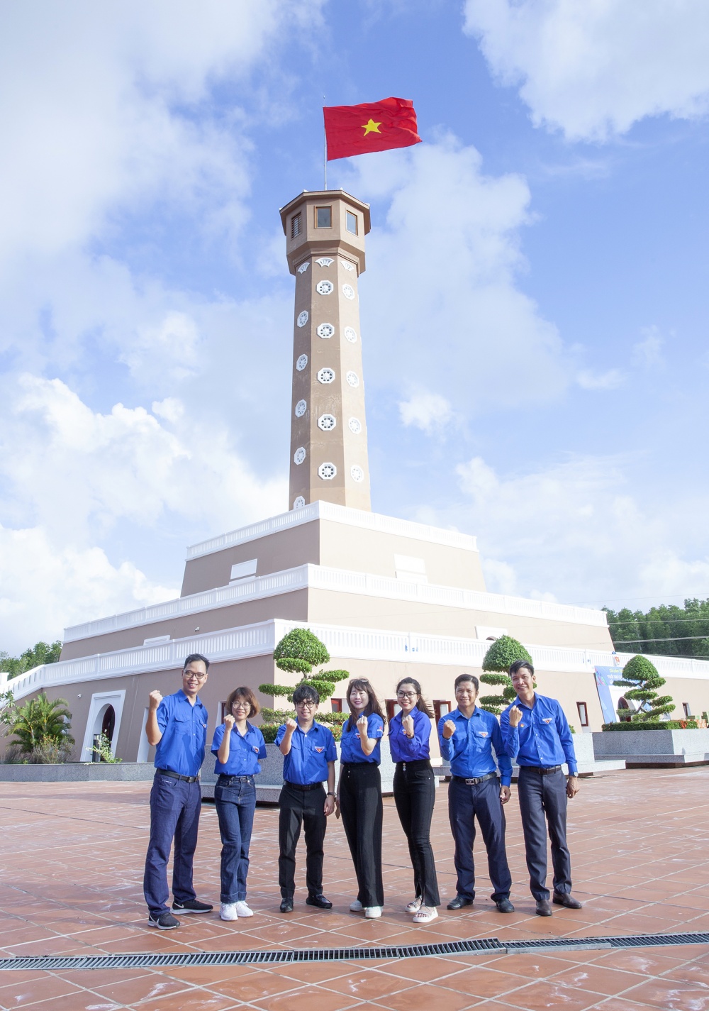 14-NVT-AD-0003: Petrovietnam bừng sáng nơi cuối trời.