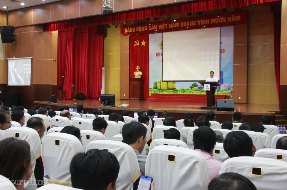 PVFCCo tổ chức tọa đàm về chính trị trong nước và thế giới