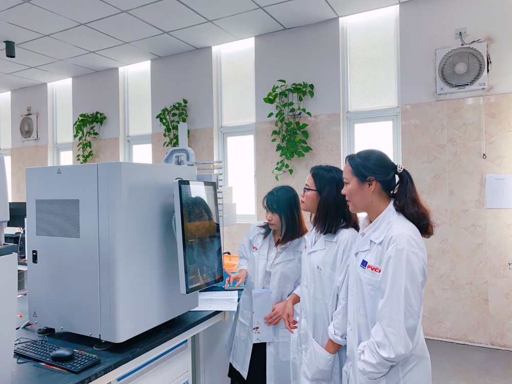 Tác phẩm dự thi "Petrovietnam trong tôi": Các ảnh đơn của tác giả Phạm Thị Chi (PVCFC)