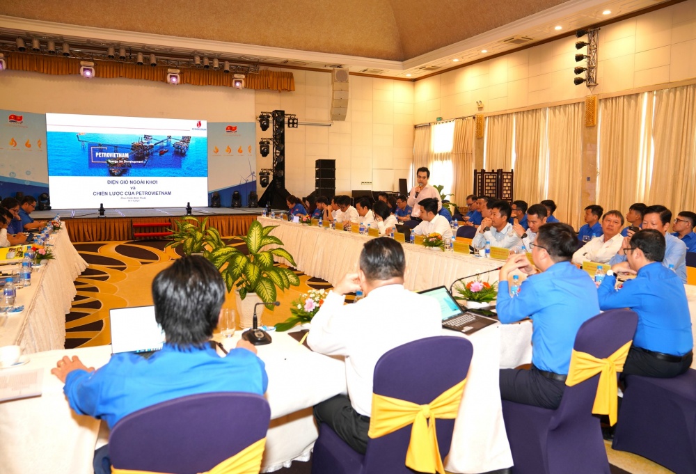 Đoàn Thanh niên tham gia chuyển đổi số và xu hướng chuyển dịch năng lượng của Vietsovpetro
