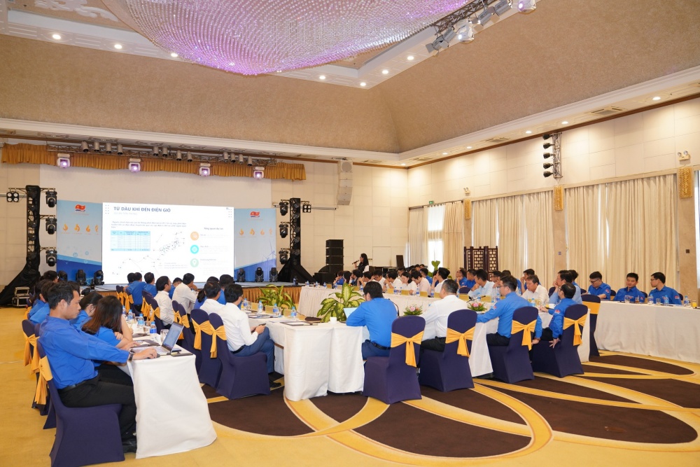 Đoàn Thanh niên tham gia chuyển đổi số và xu hướng chuyển dịch năng lượng của Vietsovpetro
