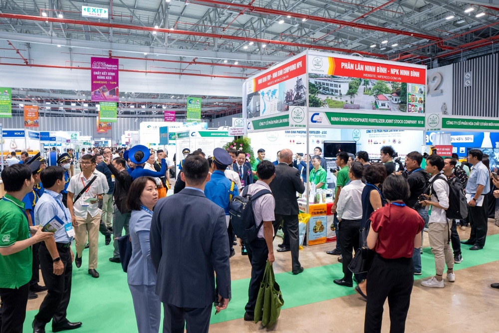 Khai mạc Triển lãm quốc tế công nghiệp hóa chất tại Việt Nam