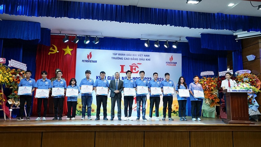 Trường Cao đẳng Dầu khí khai giảng năm học mới 2023-2024 Trường Cao đẳng Dầu khí khai giảng năm học mới 2023-2024