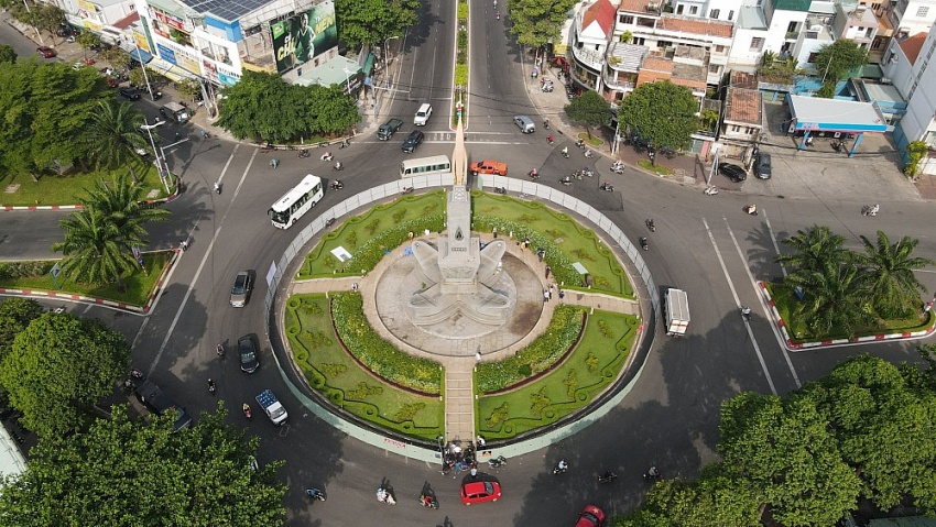 Bà Rịa - VũngTàu: Di dời Tượng đài Dầu khí Vũng sang vị trí mới Bà Rịa - Vũng Tàu: Di dời Tượng đài Dầu khí sang vị trí mới