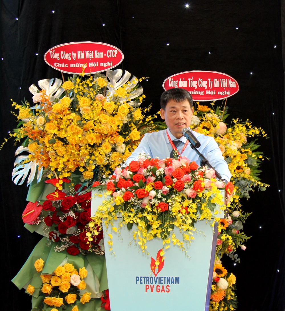 Ông Nguyễn Minh Tuấn - Giám đốc DVK báo cáo tại Hội nghị. Ông Nguyễn Minh Tuấn - Giám đốc DVK báo cáo tại Hội nghị.