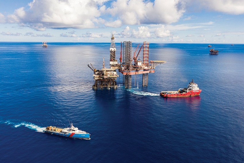 Thấy gì qua cuộc thi ảnh "Petrovietnam trong tôi”?