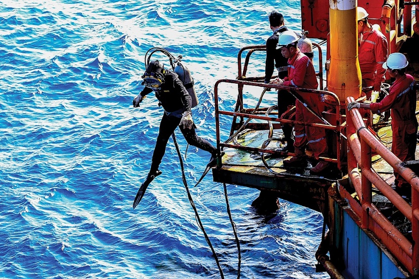 Thấy gì qua cuộc thi ảnh "Petrovietnam trong tôi”?