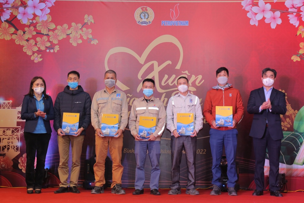 CĐ DKVN: Cần sự vào cuộc của các cấp công đoàn để xây dựng công đoàn cơ sở vững mạnh