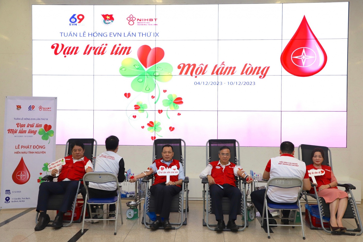 Triển khai chương trình hiến máu tình nguyện - Tuần lễ hồng EVN lần thứ IX