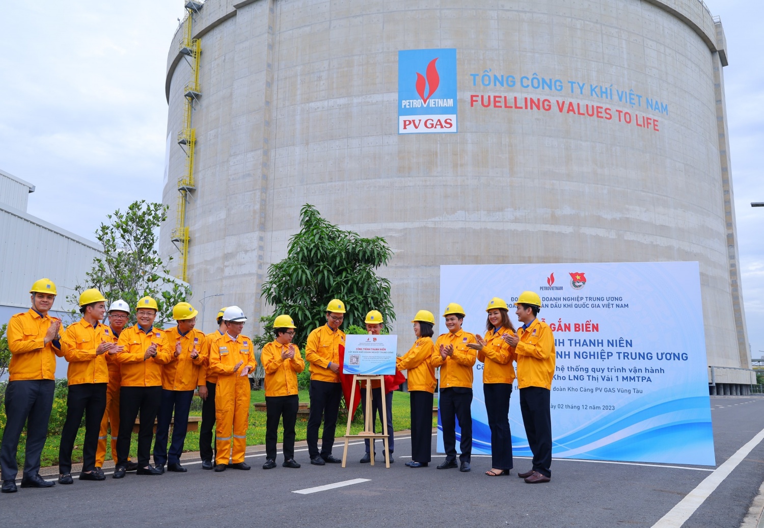 Nghi thức trao biển công nhận công trình cấp Đoàn khối Doanh nghiệp Trung ương Nghi thức trao biển công nhận công trình cấp Đoàn khối Doanh nghiệp Trung ương