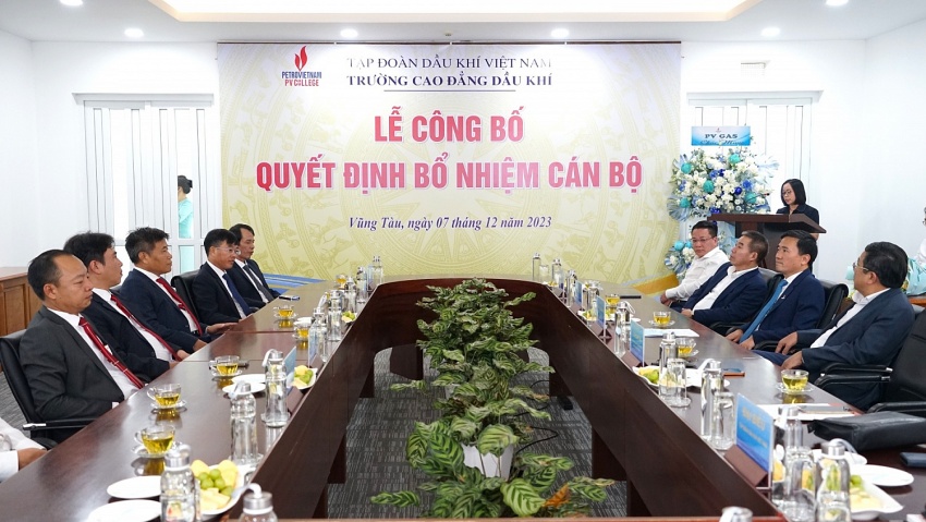 PVCollege công bố và trao quyết định bổ nhiệm Chủ tịch Hội đồng trường PVCollege công bố và trao quyết định bổ nhiệm Chủ tịch Hội đồng trường
