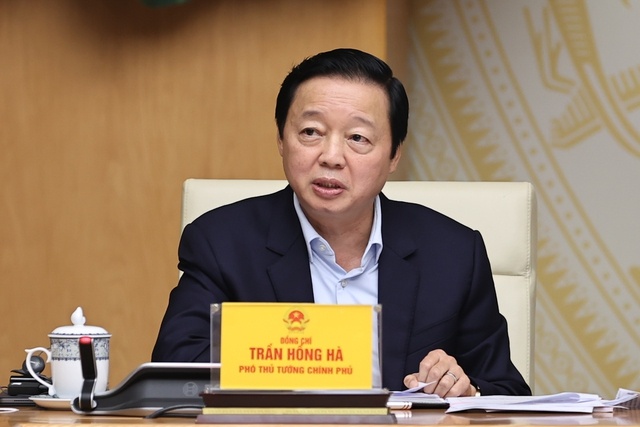 Thủ tướng yêu cầu tiếp tục tiết giảm chi phí, tăng cường chuyển đổi số, giảm lãi suất Thủ tướng yêu cầu tiếp tục tiết giảm chi phí, tăng cường chuyển đổi số, giảm lãi suất