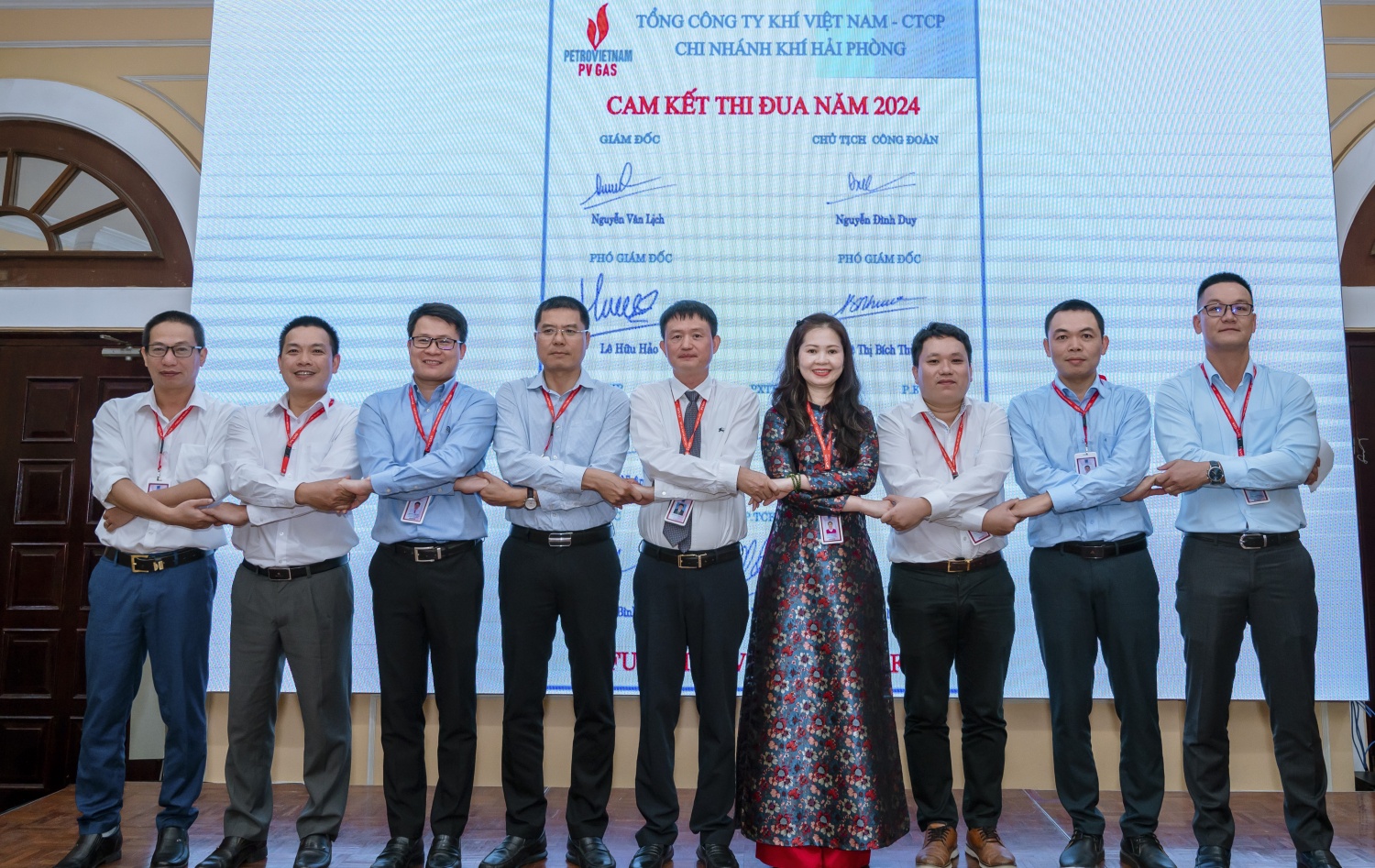 Các đơn vị KHP cam kết thi đua năm 2024, quyết tâm hoàn thành các mục tiêu mới. Các đơn vị KHP cam kết thi đua năm 2024, quyết tâm hoàn thành các mục tiêu mới.
