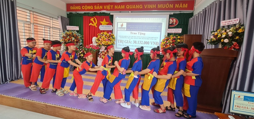 Dự án Phát triển mỏ Đại Hùng pha 3 ghi nhận 1,5 triệu giờ làm việc an toàn